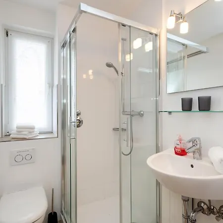 Apartment Haus - Undine Steinmannstr 42 App 42 *